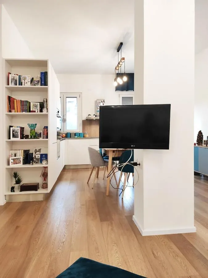 Confortevole Stanza Privata In Grazioso Appartamento Con Giardino Cagliari