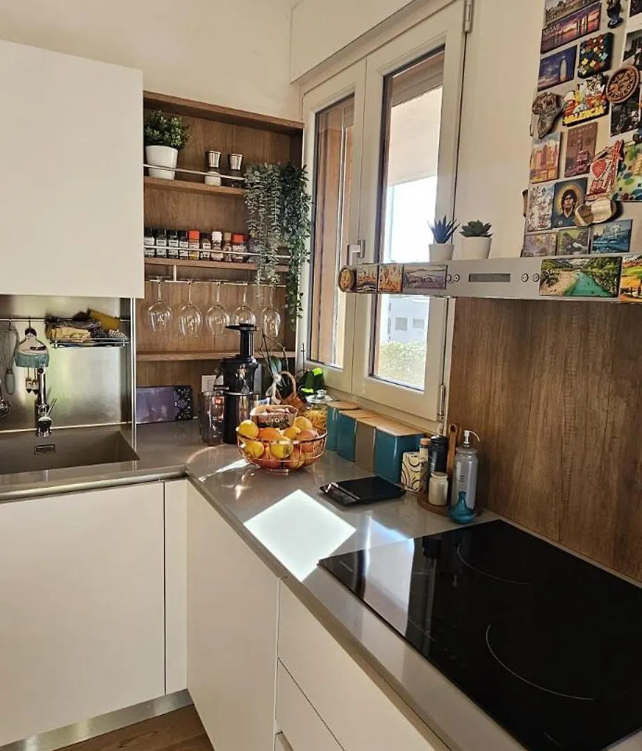 Confortevole Stanza Privata In Grazioso Appartamento Con Giardino Cagliari 0*,