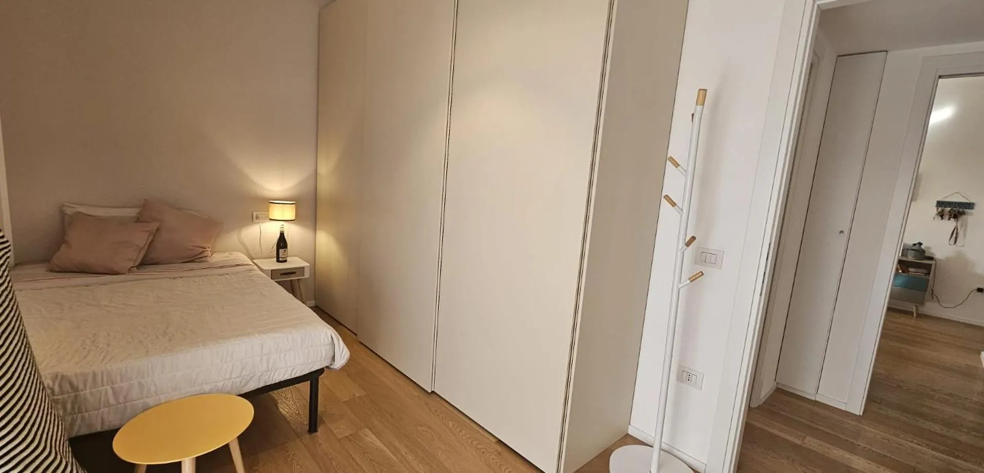 Habitación en casa particular Confortevole Stanza Privata In Grazioso Appartamento Con Giardino Cagliari